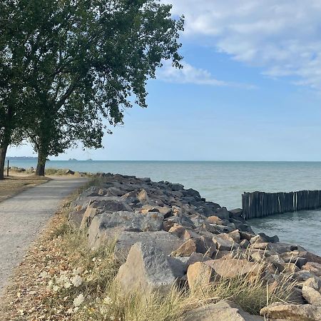 Au Bord De La Mer Appartement 2 Personnes Saint-Benoît-des-Ondes Exterior foto